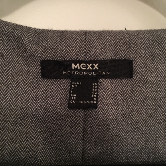 Mexx women’s dress with faux leather detail. - Picture 4 of 4